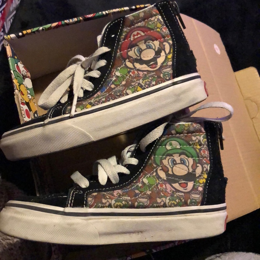 Nintendo vans
